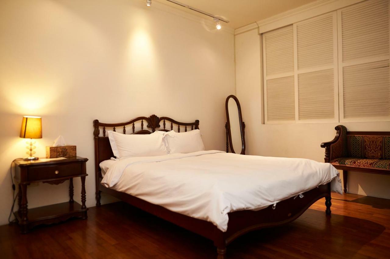 Tainan Amanda Homestay Exterior foto